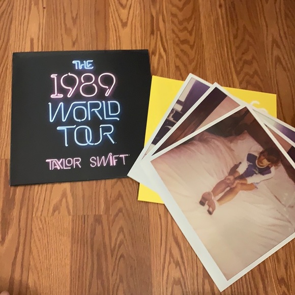 Taylor Swift Other - Taylor Swift 1989 Tour Lithographs
